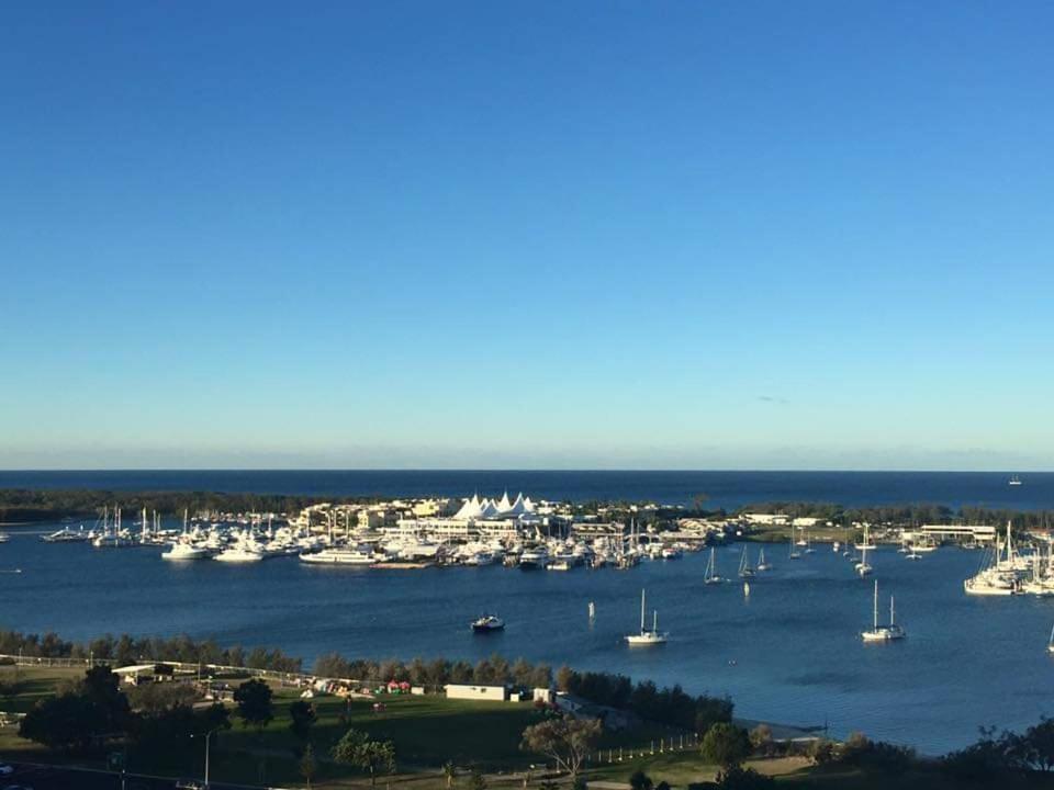 Stunning View Close To Everything Gold Coast Bagian luar foto
